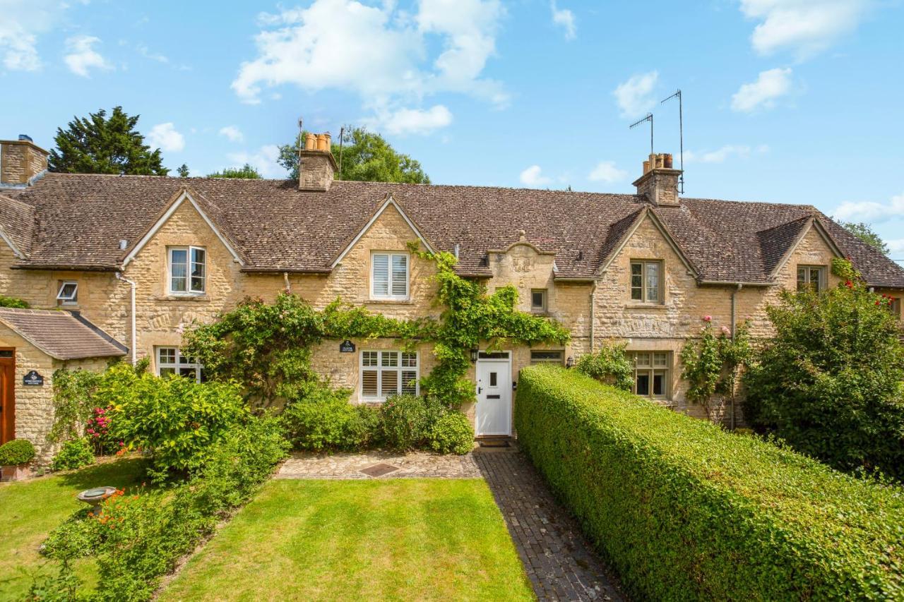 Clover Cottage — 4-Star Luxury Hotel in Cheltenham, United Kingdom