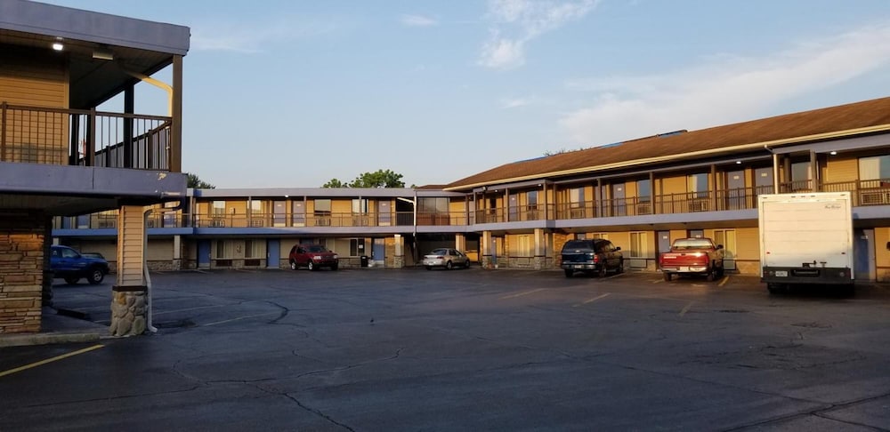 FairBridge Inn Express North Lima - featured photo