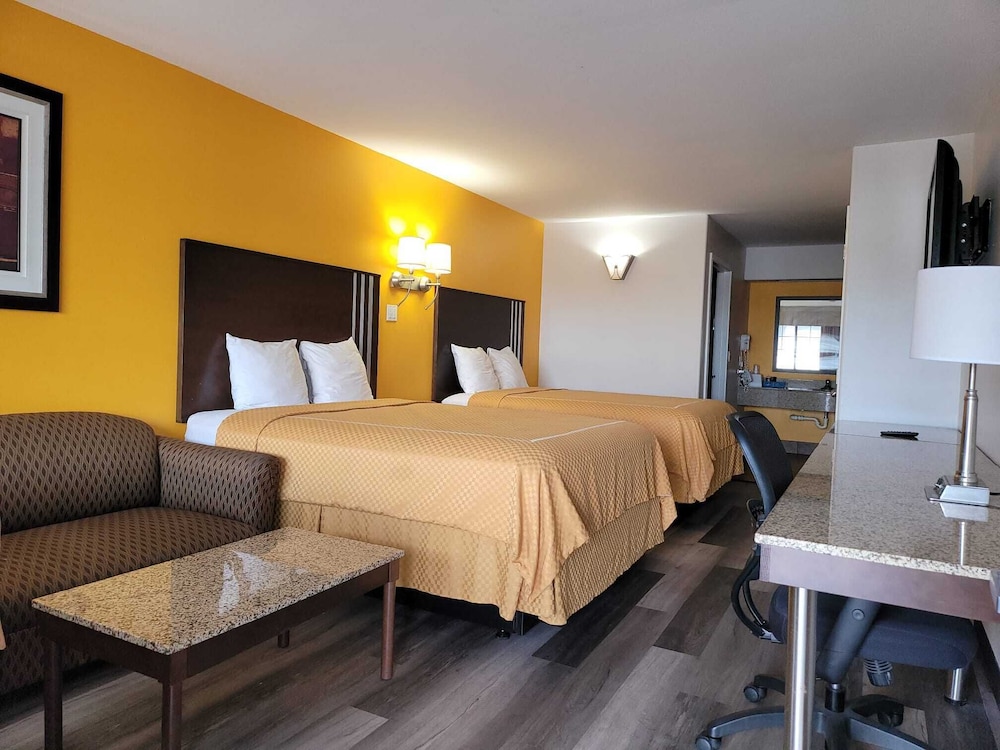 Texas Inn & Suites Raymondville - photo 23
