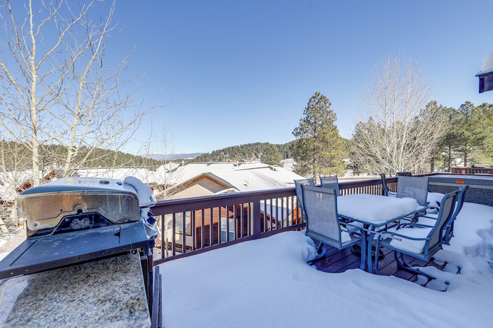 Angel Fire Townhome w Hot Tub: 2 Mi to Ski Resort - photo 14