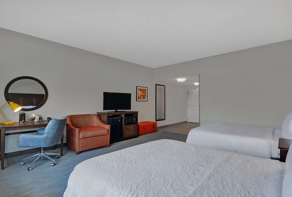 Hampton Inn Bath - photo 18