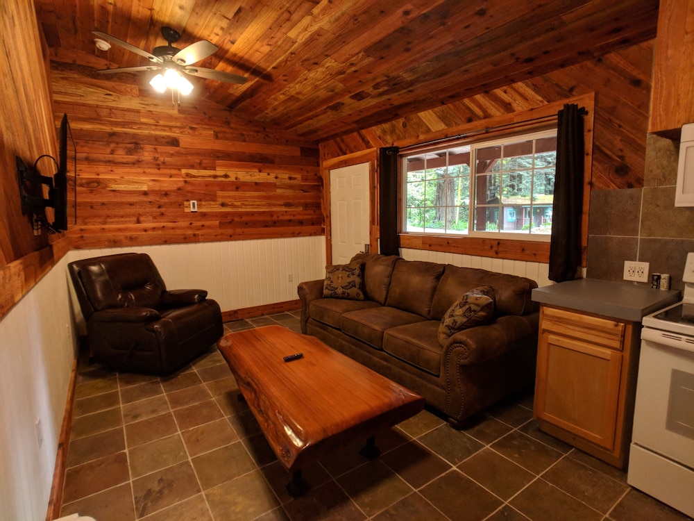 Emerald Forest Cabins - photo 73
