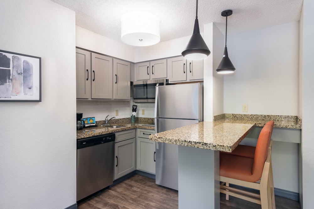 Candlewood Suites Eagan Arpt South Mall Area by IHG - photo 19