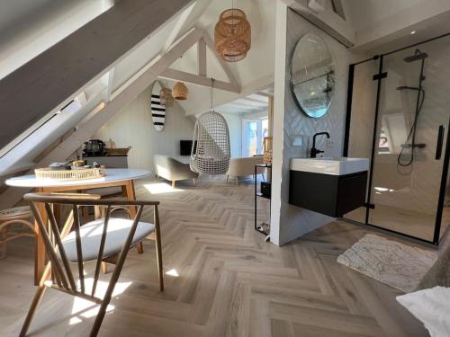 Loft met zeezicht — 4-Star Luxury Hotel in Egmond Aan Zee, Netherlands