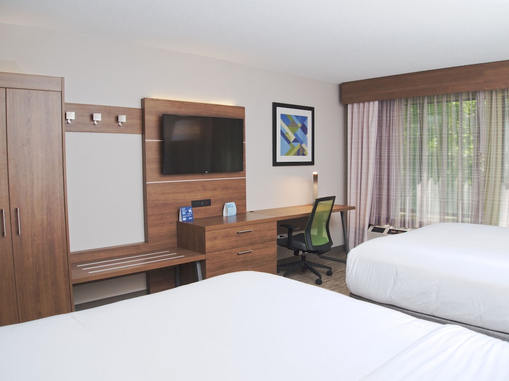 Holiday Inn Express South Burlington by IHG - photo 10