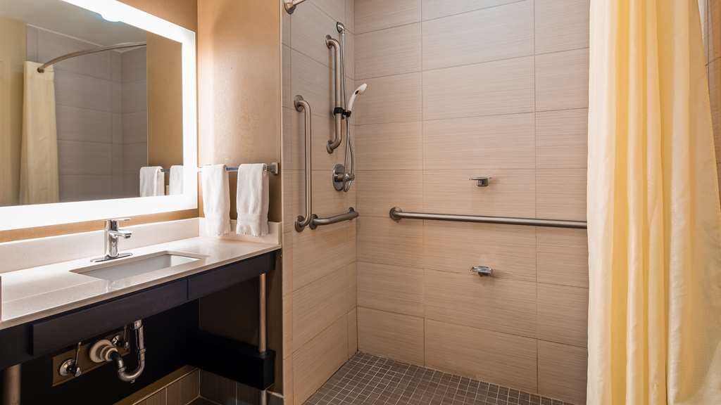 Best Western Premier University Inn - photo 20