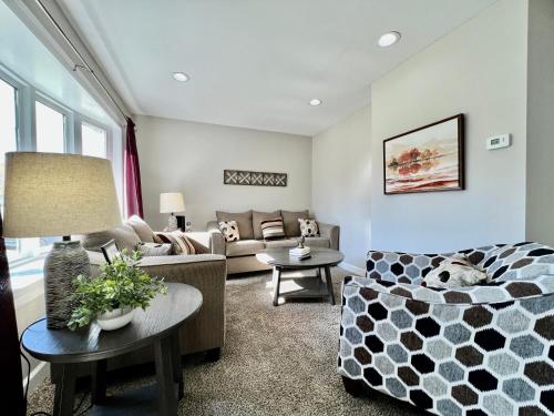 7086 Tylersville Beautiful 4 BDR Home Near I 75 — 4-Star Luxury Hotel in Maud, United States