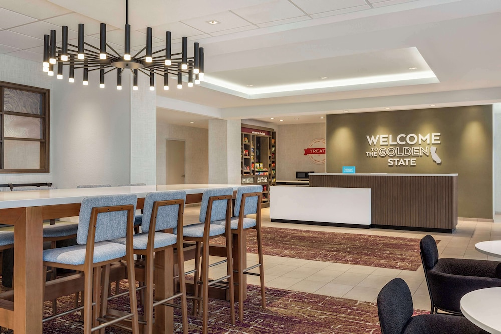 Hampton Inn Stockton CA - photo 3