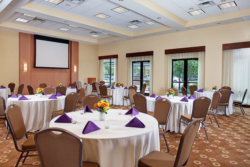 Hyatt Place Pittsburgh North Shore - photo 33