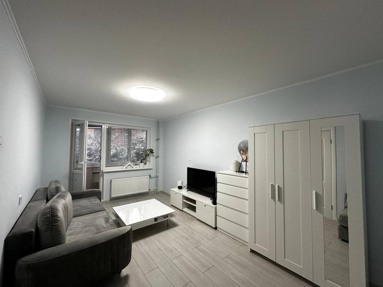 Tallinn’s Prime Spot: Pae 49 Near Airport Concerts & Shops