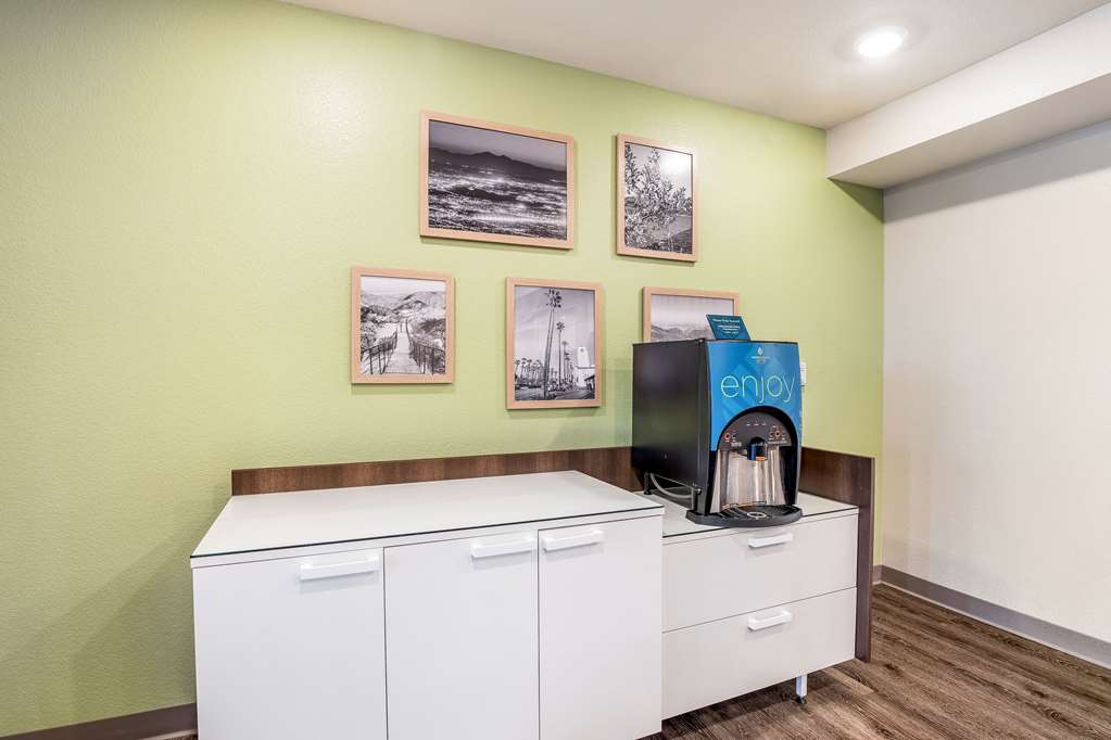 WoodSpring Suites Colton - photo 9