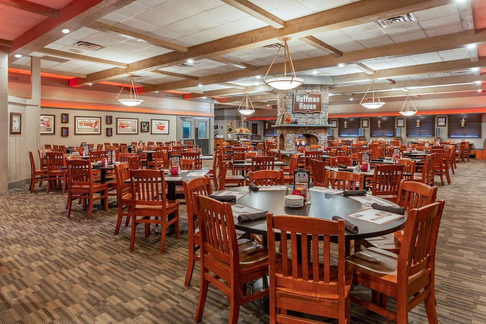 Holiday Inn Rockford by IHG - photo 27