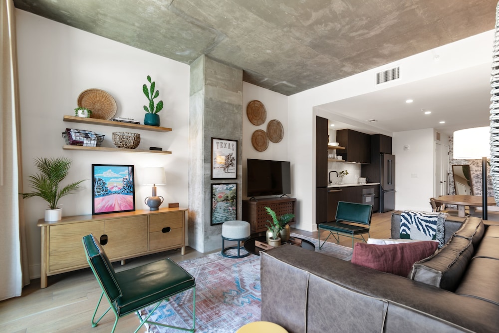 Austin Condo Hotel - photo 421