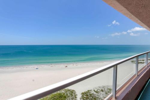 12B Crescent Beach Club - featured photo