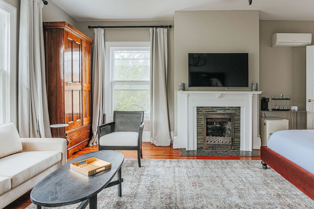 The Historic Berkeley Place - photo 34