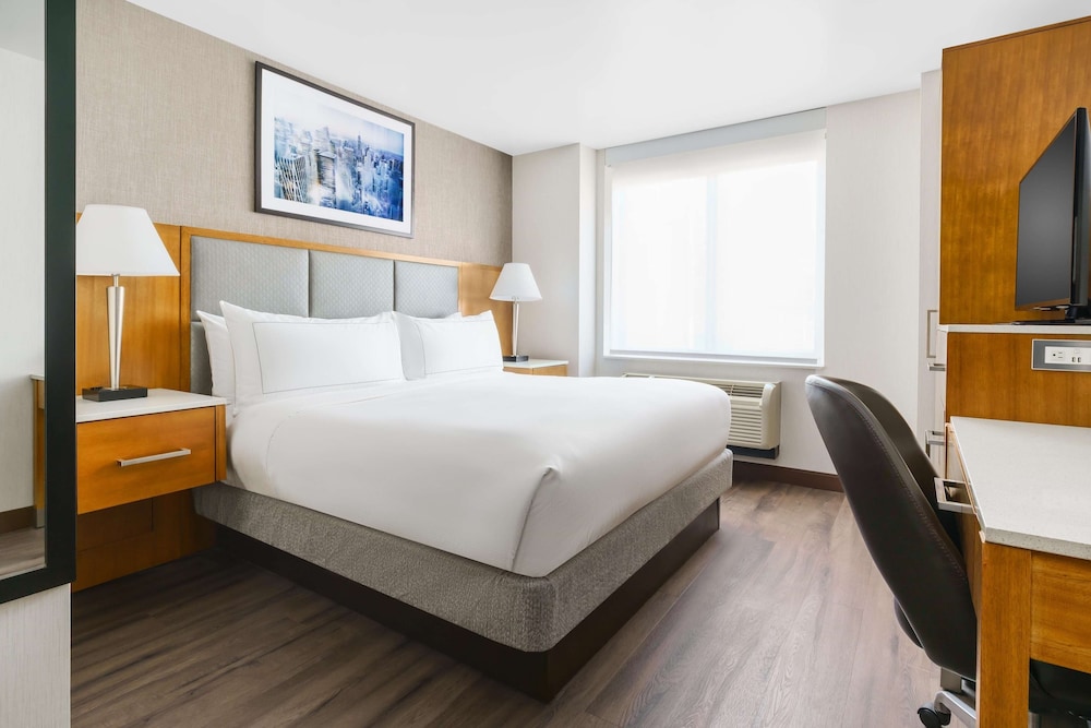 DoubleTree by Hilton Hotel New York City Chelsea - photo 14