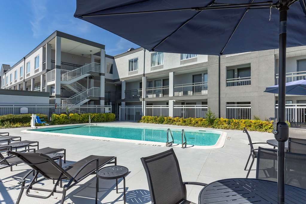 Quality Inn Fayetteville near Fort Bragg - photo 20