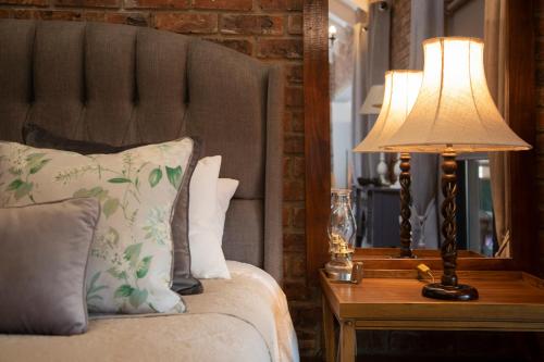 Tarry Stone Cottages — 4-Star Luxury Hotel in Dullstroom, South Africa