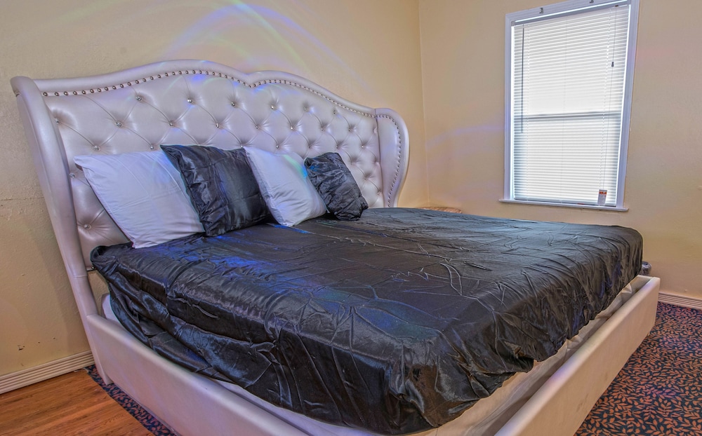 Presidential Inn & Suites — Matteson — photo 5