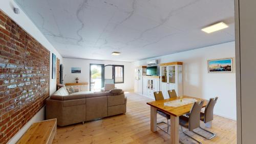 Speicher Residenz Barth E4 App 10 — 4-Star Luxury Hotel in Barth, Germany