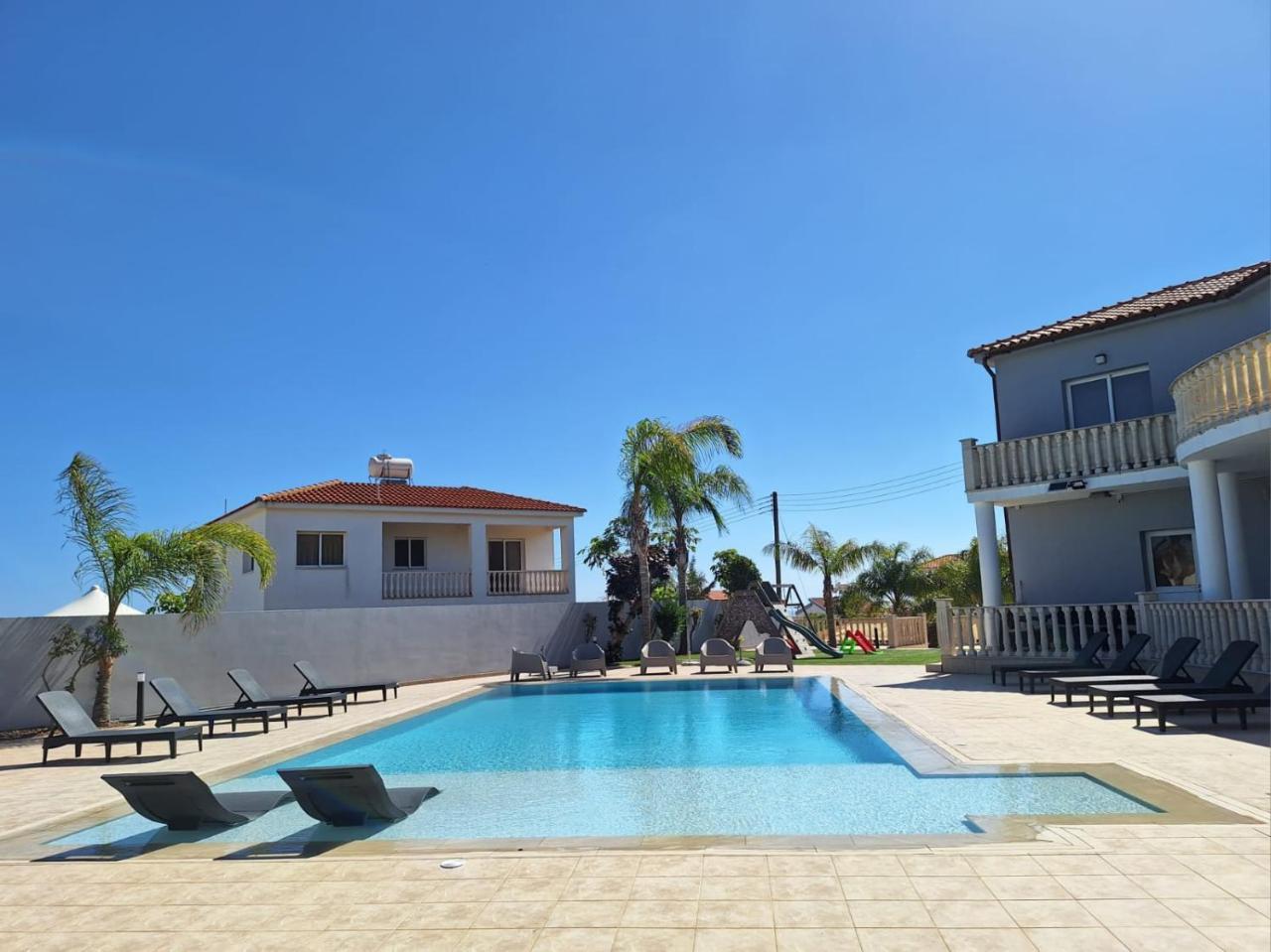Grand Villa Lynn Seaview Ayia Napa