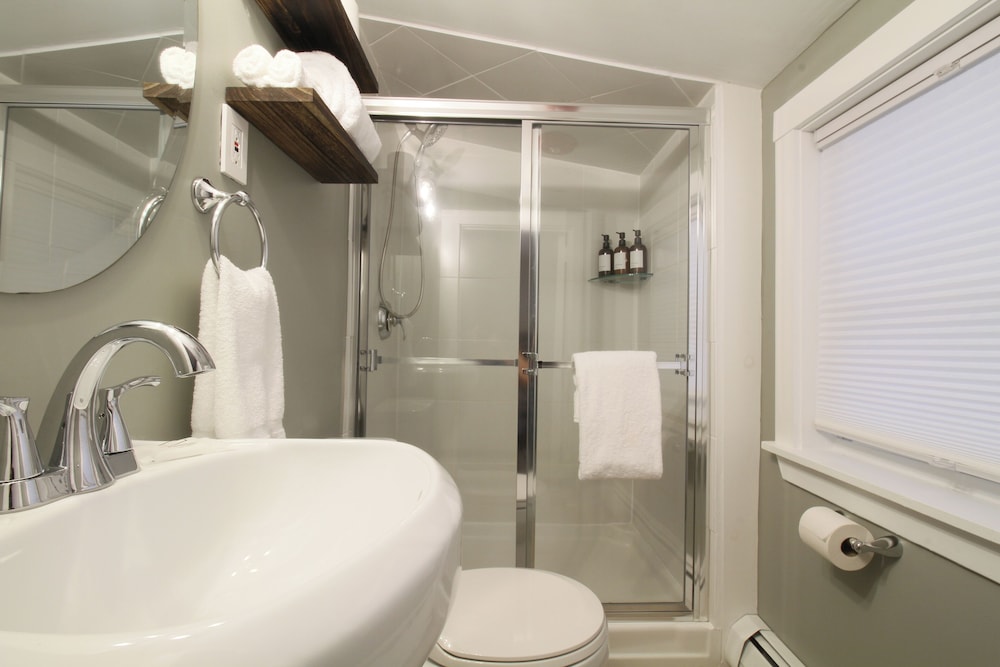 The Aurora Inn & Cottages - photo 130