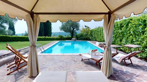 Villa Oleandri BGL — 4-Star Luxury Hotel in Salo, Italy