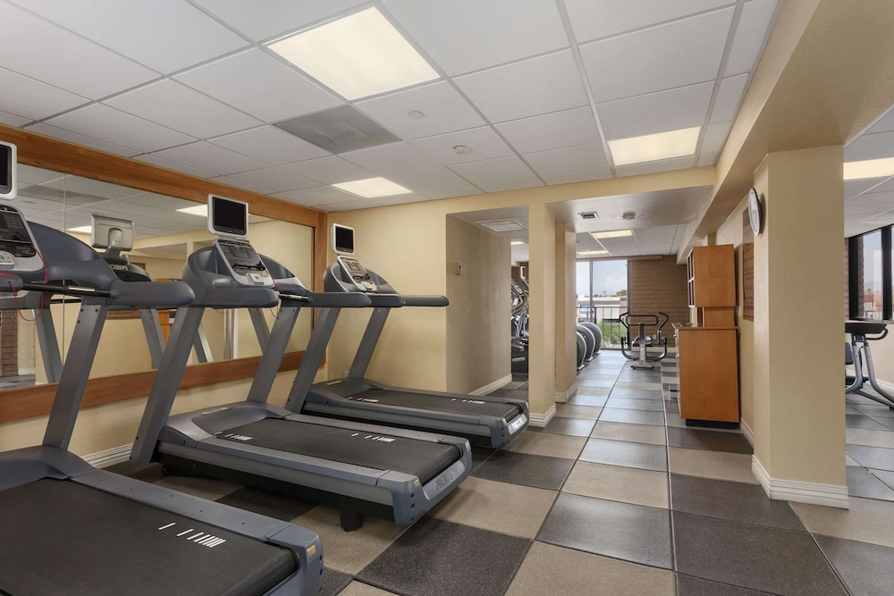 Motel6 Phoenix AZ Sky Harbor - photo 24