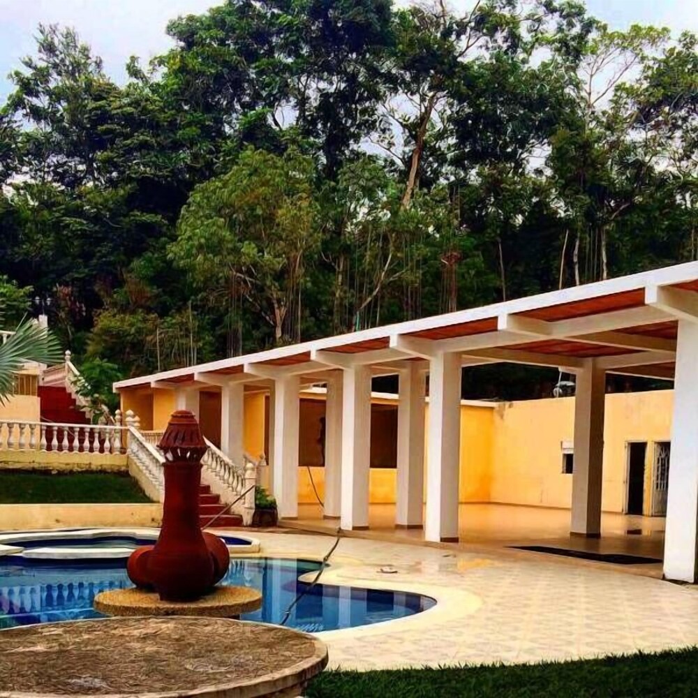 Hotel Finca Londres in Villeta, Colombia
