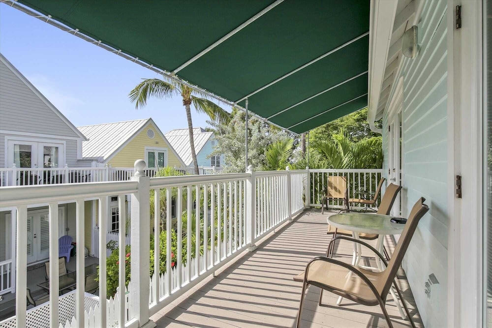 Shipyard Treasure by Avantstay Communal Pool Gated Community Great Location Week Long Stays - photo 4