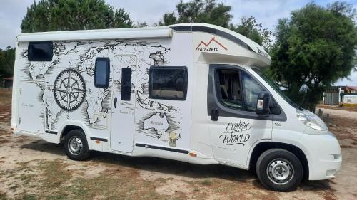 Explorer the World — Atalaia — photo 4