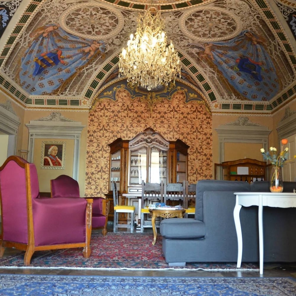 B&B Il Gianduia — 4-Star Luxury Hotel in Lucignano, Italy