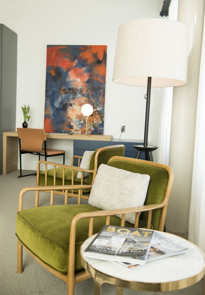 250 Main Hotel - photo 5