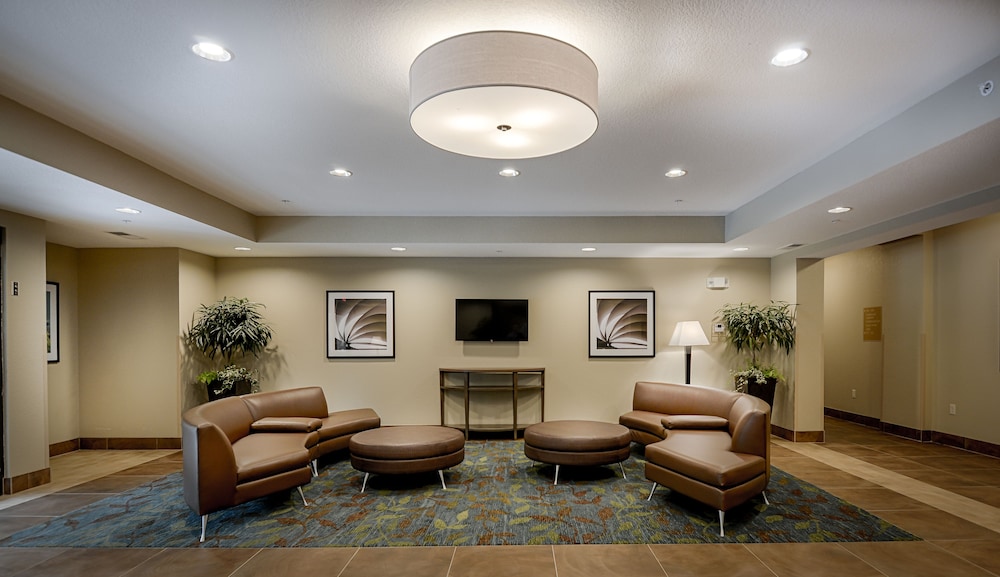 Candlewood Suites Lakeville I 35 by IHG - photo 22