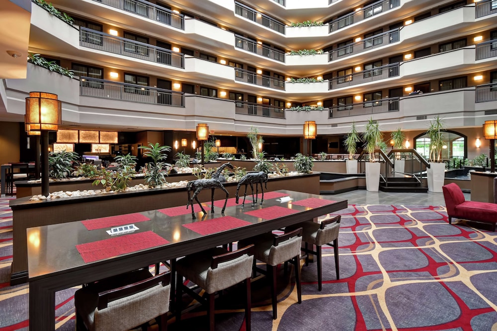 Embassy Suites By Hilton Dulles Airport — Herndon