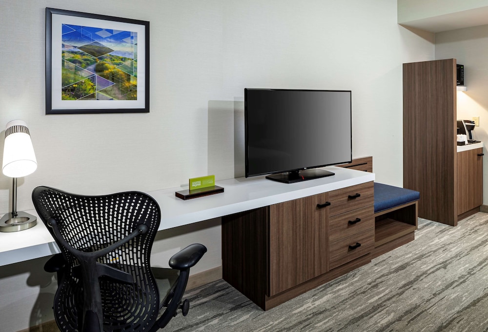 Hilton Garden Inn San Diego Rancho Bernardo - photo 13
