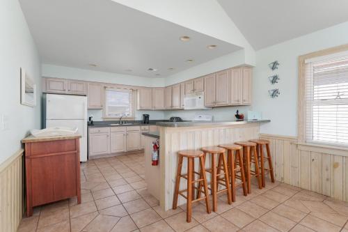 5374 Killin Time by Resort Realty - photo 9