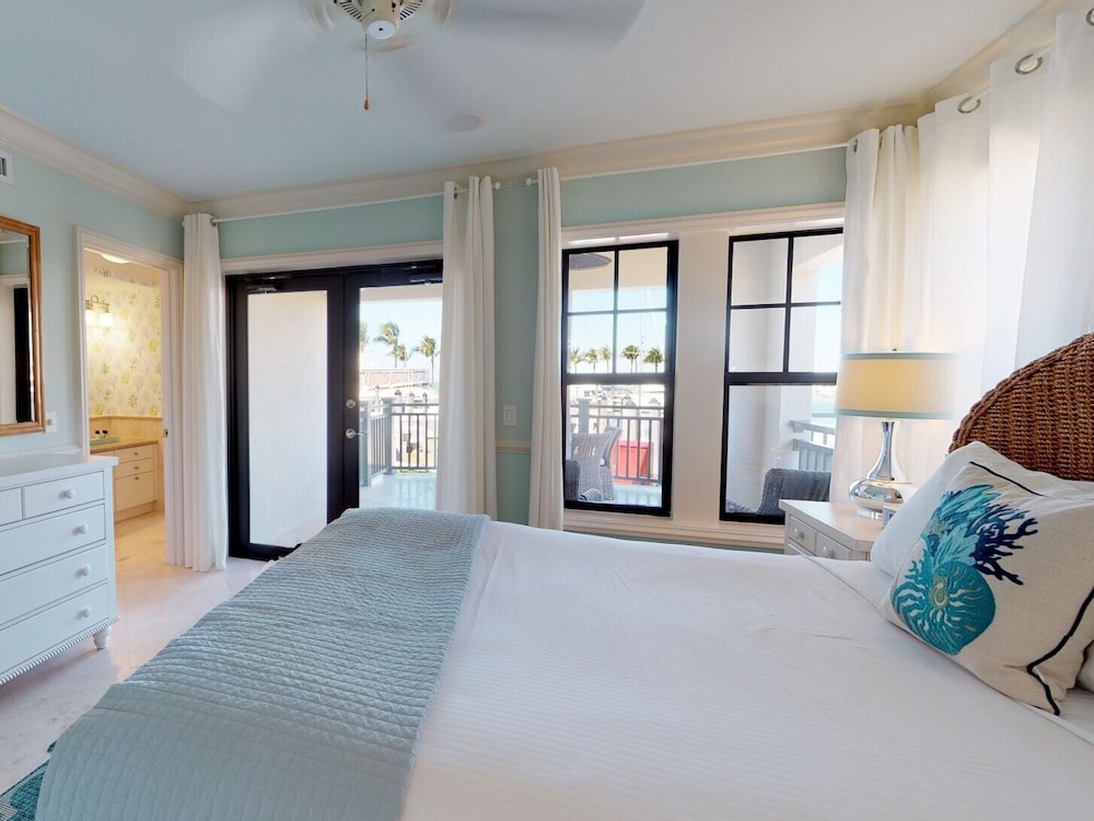 Marlin Bay Resort & Marina Managed by Elite Alliance Hospitality - photo 15