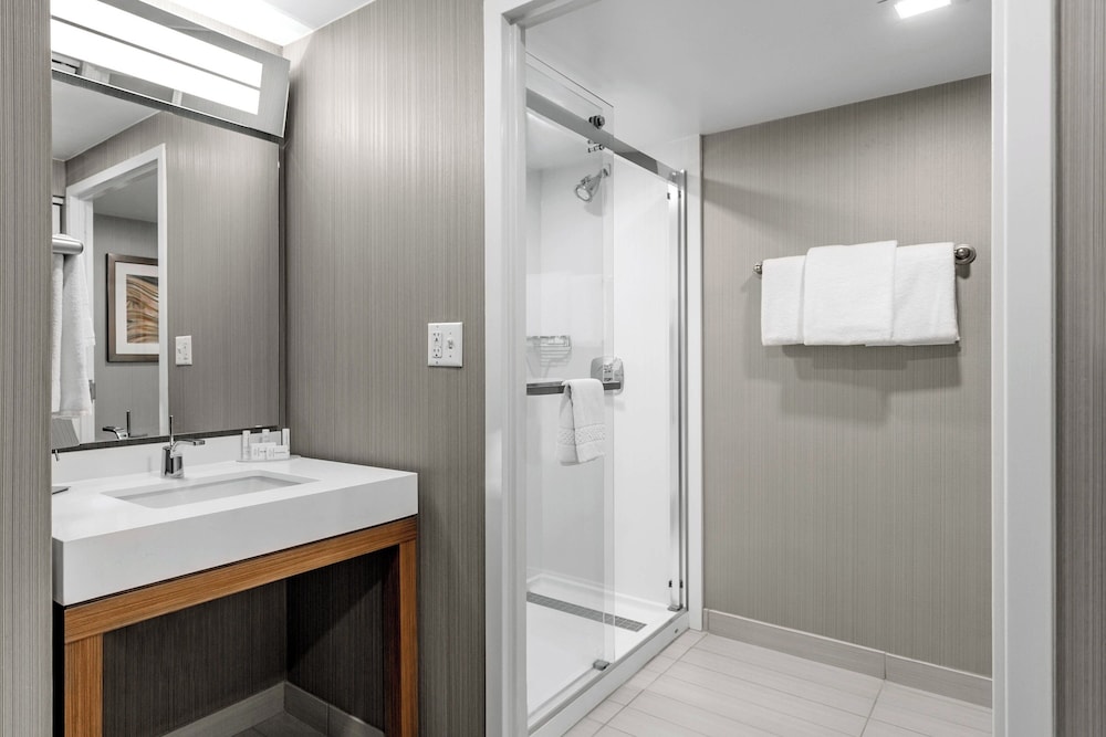 Courtyard by Marriott Easton Columbus - photo 17
