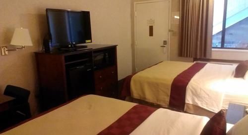 Antelope Canyon Inn - photo 2