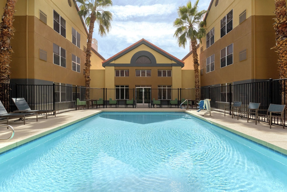 Homewood Suites by Hilton Phoenix Chandler - photo 24