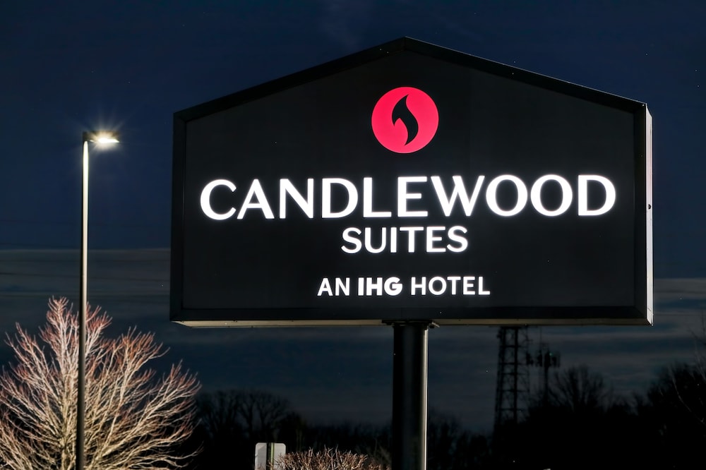 Candlewood Suites Indianapolis South by IHG - photo 36