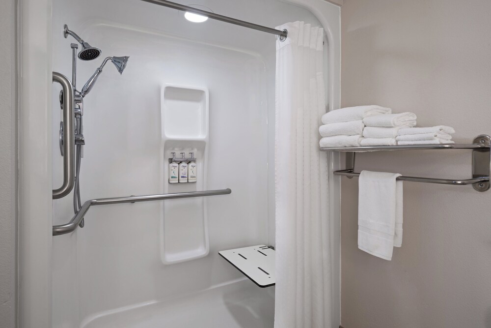 Holiday Inn Express St. Petersburg North by IHG - photo 22