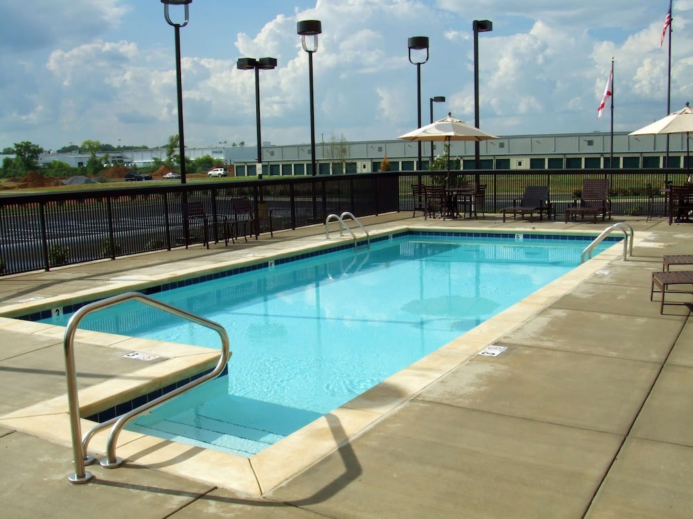 Hampton Inn Calera - photo 19