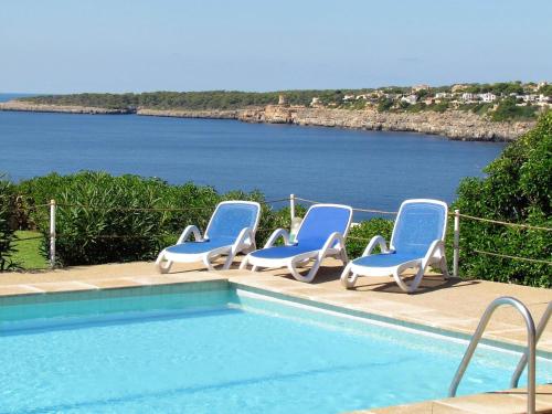 VILLA HELIOS Villa en Cala Pi con vistas despejadas — 4-Star Luxury Hotel in Llucmajor, Spain