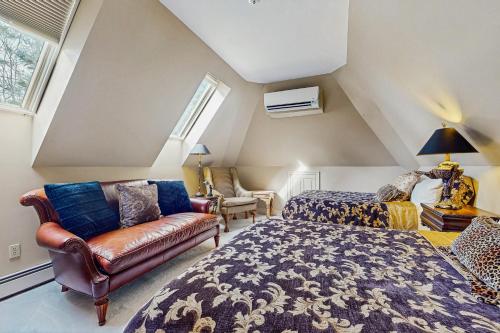 Grandeur On The Green - photo 31