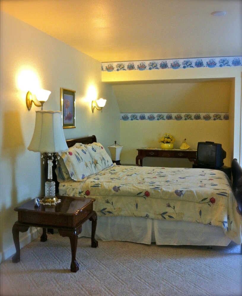 The Abbé House Inn - photo 3