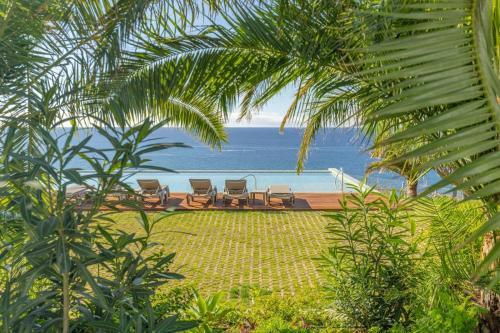 Suite 5P Madeira Acqua Residence — 4-Star Luxury Hotel in Funchal, Portugal