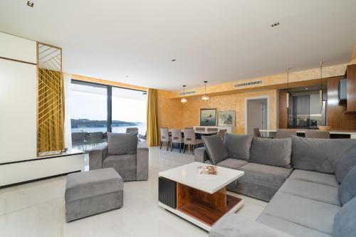Apartment Laurus five stars — 5-Star Luxury Hotel in Dubrovnik, Croatia