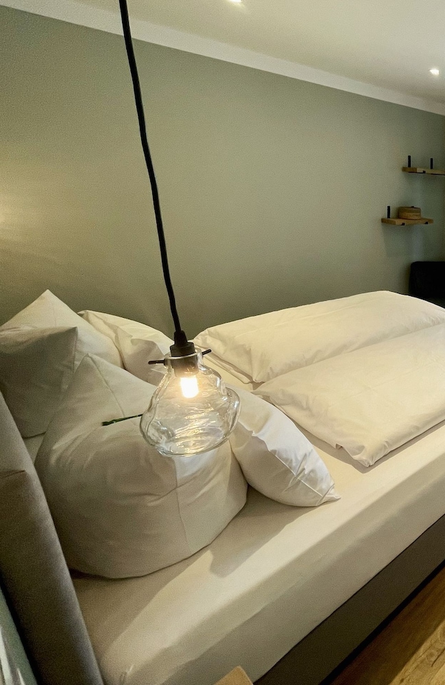 Ferienhof Eichenberg — 4-Star Luxury Hotel in Haundorf, Germany